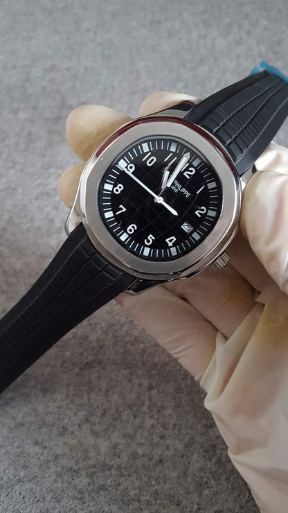 PATEK PHILIPPE AQUANAUT BLACK DIAL