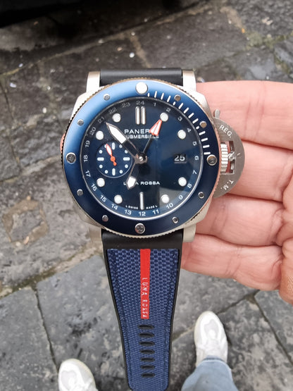 PANERAI SUBMERSIBLE LUNA ROSSA